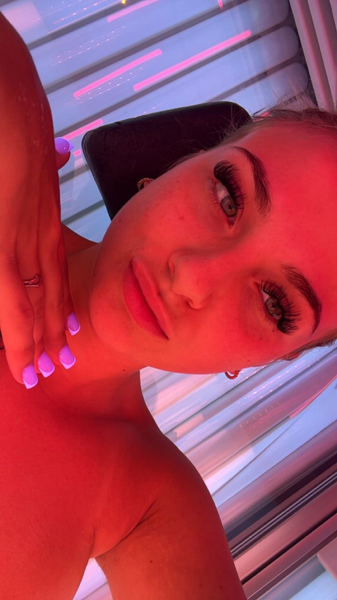 cecemae_x tweet media