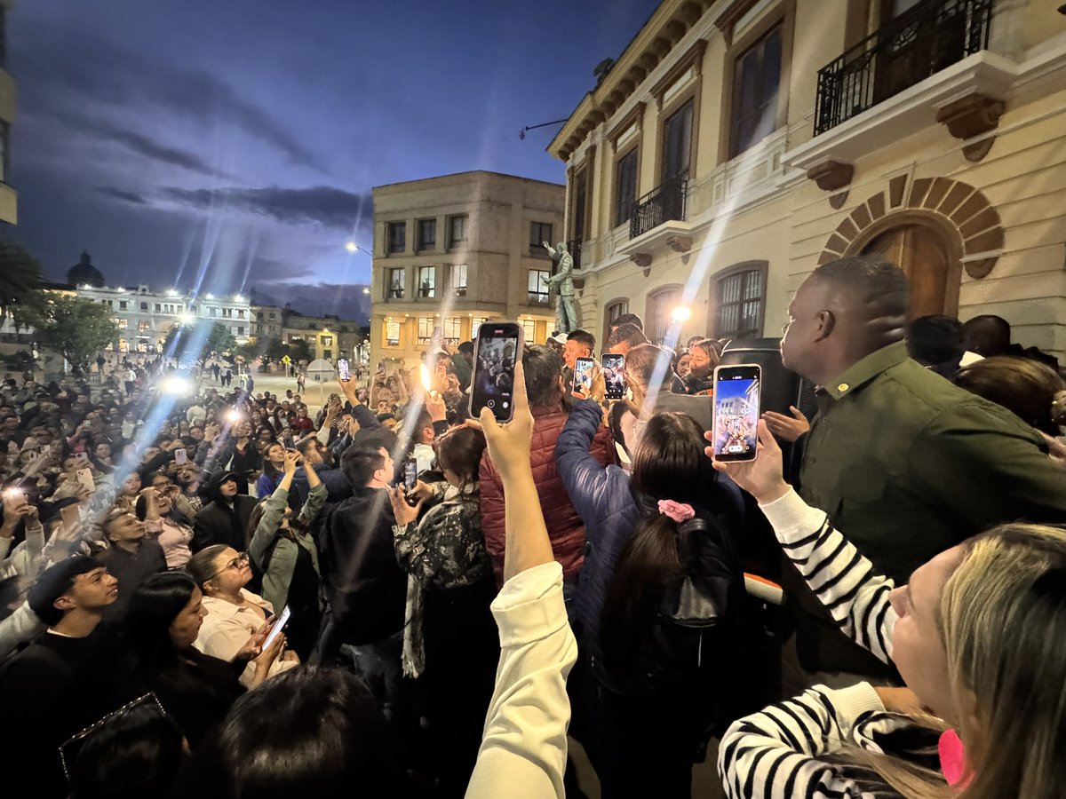 Tremendo Villarreal tweet media