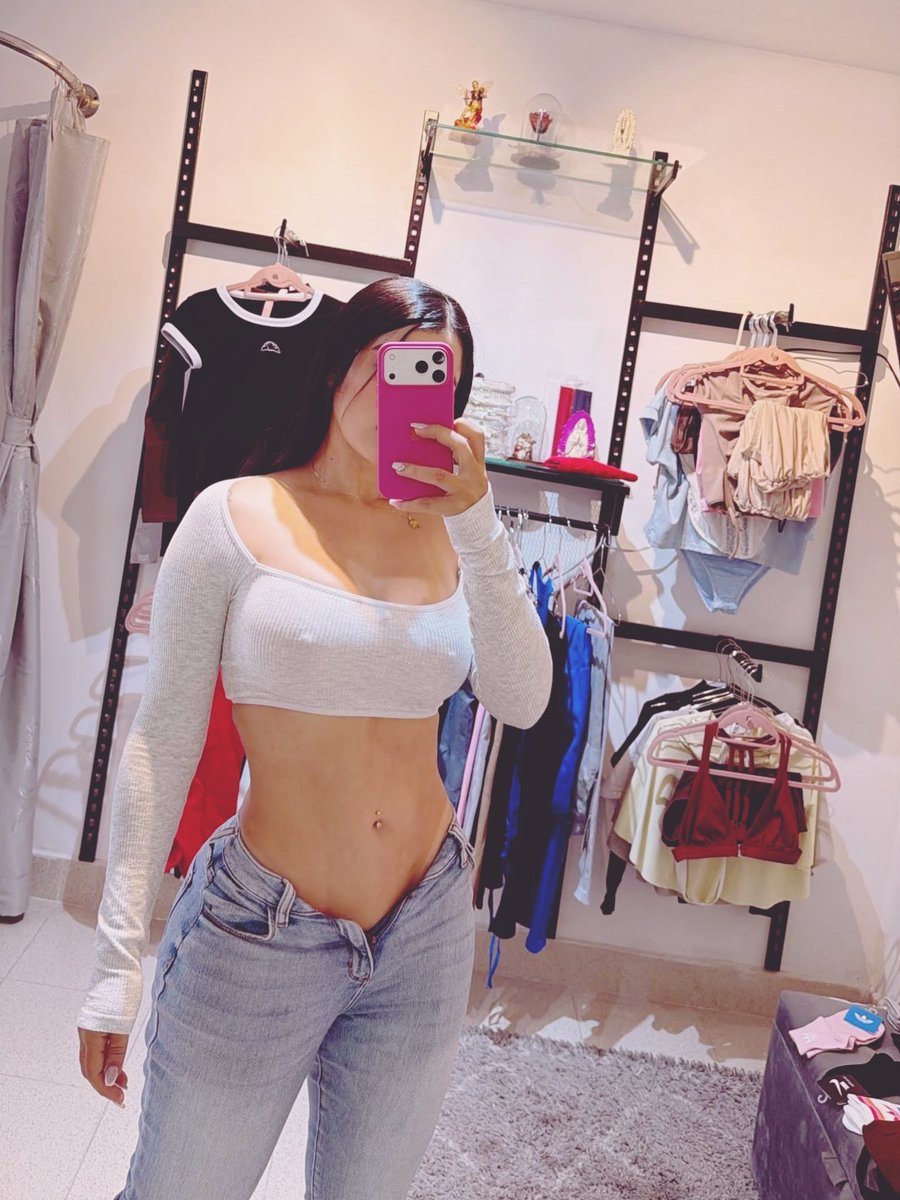 Larisa Robles tweet media