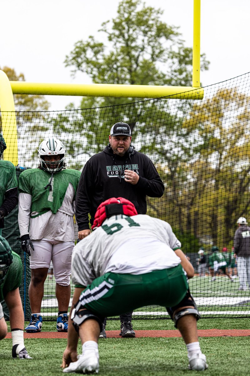 Wagner_Football's tweet photo. Spring on the hill 🏈

#LetsFly https://t.co/KAxYxCGAnQ