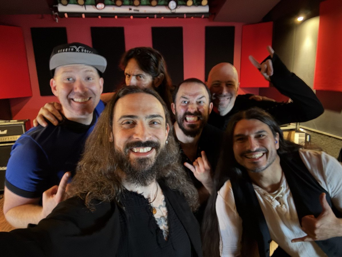 AOTB_band's tweet image. It’s hard to believe we filmed the video for ‘Phantom of the Opera’ over TWO MONTHS ago! 😱

It was so hard for us to keep it under wraps because we were all so excited…🙈

#bts #behindthescenes #musicvideo