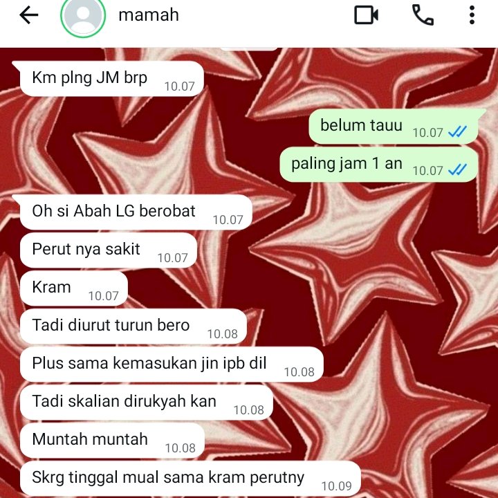 saturnnesa's tweet photo. korban nungguin anak utbk😵😆 https://t.co/oO0fZj5zBI