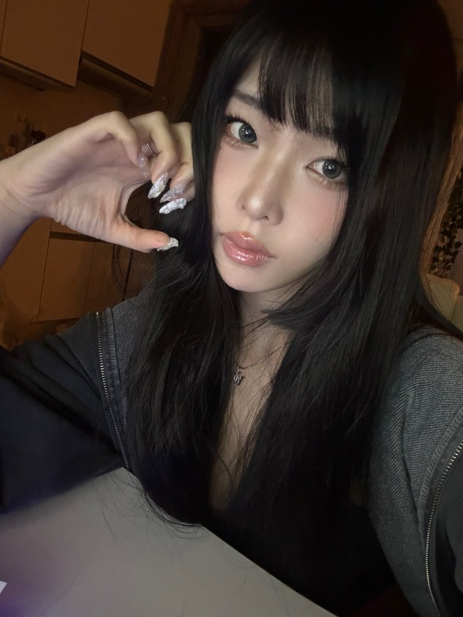 shiae⟢ tweet media