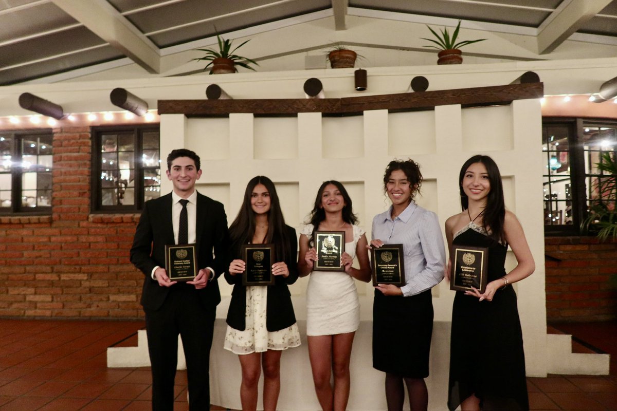 MUNSM's tweet photo. Last night’s MUN Awards Dinner was a meaningful way to celebrate a year of hard work, leadership, and diplomacy. Thank you to everyone who joined us—it was great to come together as a community and recognize our delegates. https://t.co/tBpu0KTj7s