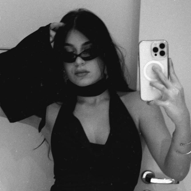 desmitificarx's tweet image. #newprofilepic ☆ perfil em preto e branco tá podendo ou nem?