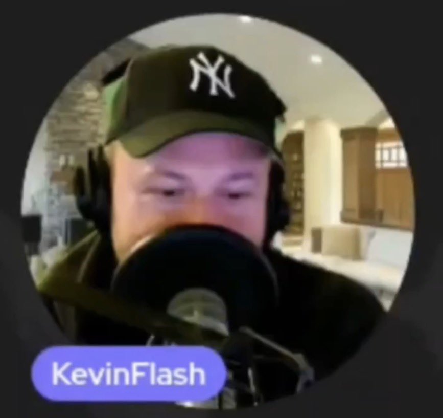 LOLCow Detector tweet media