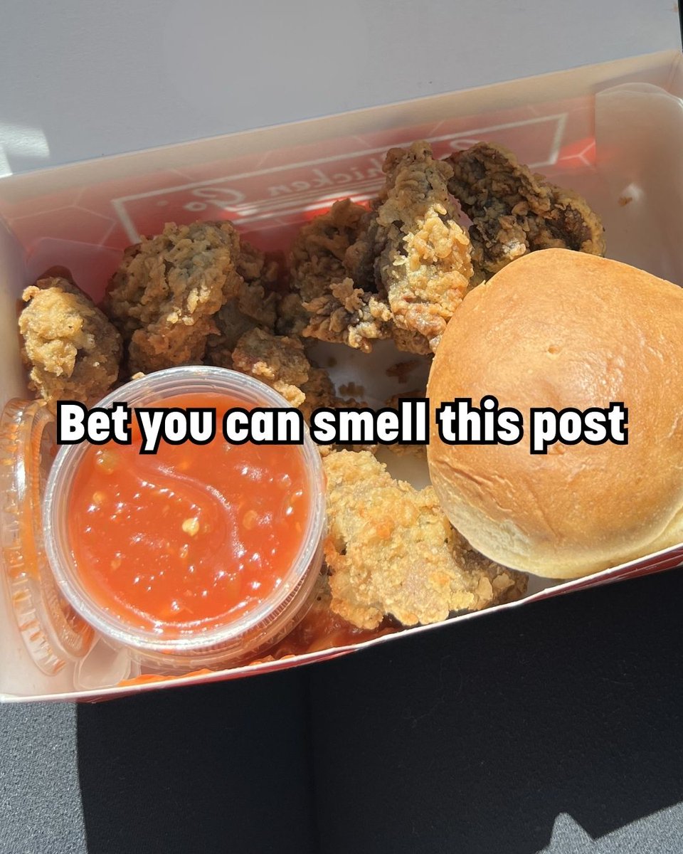 Go_Chicken_Go's tweet photo. Only the real ones know. π
#gochickengo #gochickengokc #kc #kansascity #gizzards #friedchicken https://t.co/nybByKSSdo