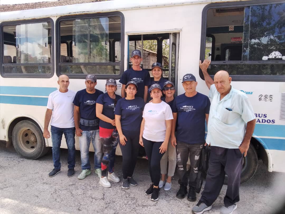 Las_Tunas_ONEI's tweet photo. Continúa la #ONEILasTunas el levantamiento en el terreno de la #MICS7Cuba. https://t.co/jTjyblr1OM