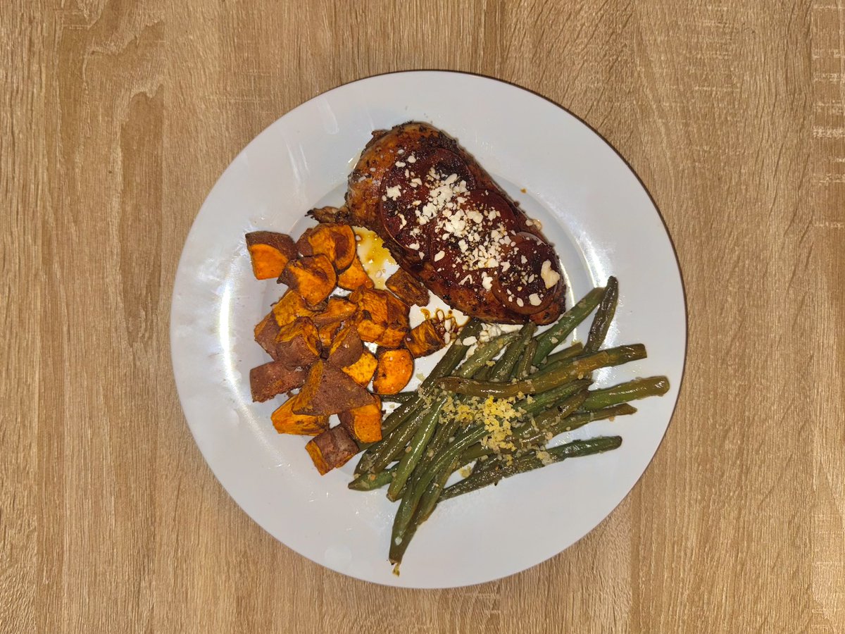 boyeatingcig's tweet photo. this completely changed my mind of sweet potatoes wow they are so good https://t.co/cfuESwlqh2