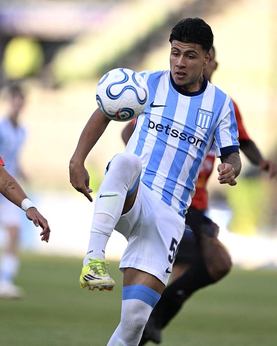 LeandroAdonio's tweet image. FINAL DEL PARTIDO 🏟🇻🇪

👉 #CARACAS 1️⃣ - #RACING 1️⃣

¿QUÉ TE PARECIÓ LA ACTUACIÓN DE LA ACADEMIA? 🤔