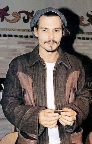 ll_deppchrist's tweet photo. Good day #JohnnyDepp ❤️ https://t.co/LLGbWc0gV8