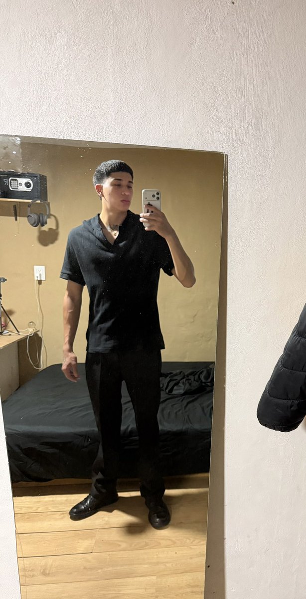 LRSKINNY712's tweet image. Mr-R 😈🥷🏾🦍👹🏴

#ELNENEDELTRAPVERDADERO
 #MUSIC  #HIPHOP #VIRAL #TRAP