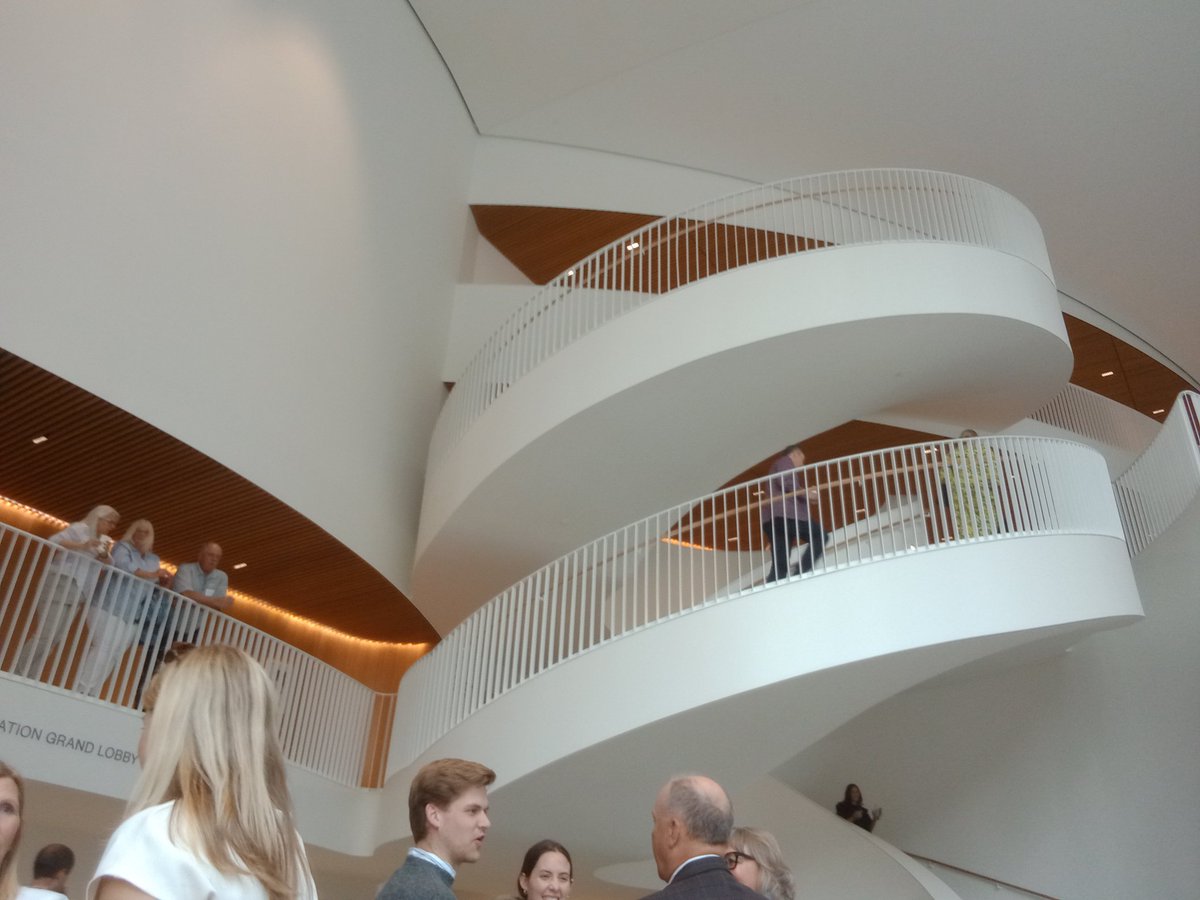 STLJOE2's tweet image. I am at Powell Hall/Jack C. Taylor Music Center for a Ronald McDonald House for a top fundraiser &amp;amp; volunteer appreciation fete. My first time here in years. This renovation is beautiful.  #stl #stlouis