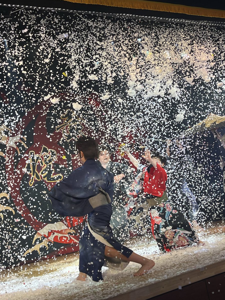 W9v5ew7's tweet photo. #大阪　#華舞台星天座
#清士郎　#かぐら　2026.4.25

降りました❄️❄️❄️
どっさり💦💦💦❄️❄️❄️

🌸🌸🌸🌸🌸 https://t.co/o069aGFPBI