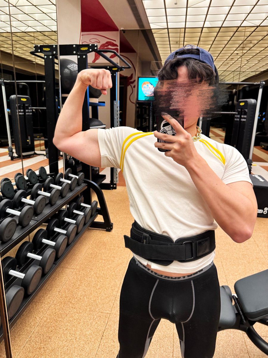 AsianMusclePig tweet media
