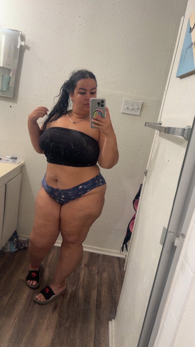 marie🍭 tweet media