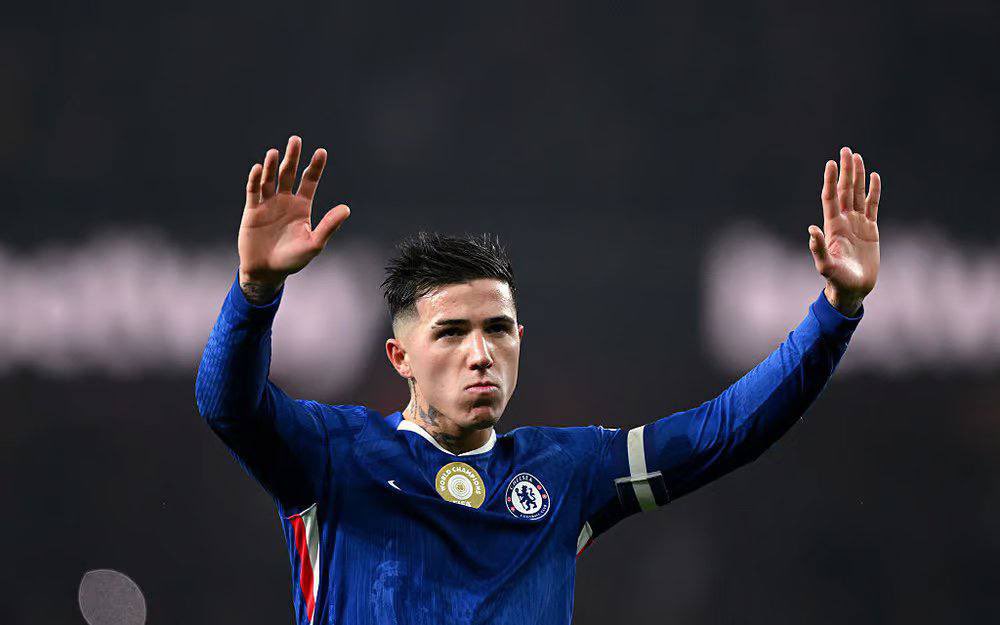 MaiconS240's tweet image. ‼️Enzo Fernandez wants a new contract out of Chelsea – similar to those handed to Moises Caicedo, Reece James, Cole Palmer and so on – and we understand the club will reopen talks over terms after the end of this season to see if they can come to an agreement.

#CFC | #Chelsea