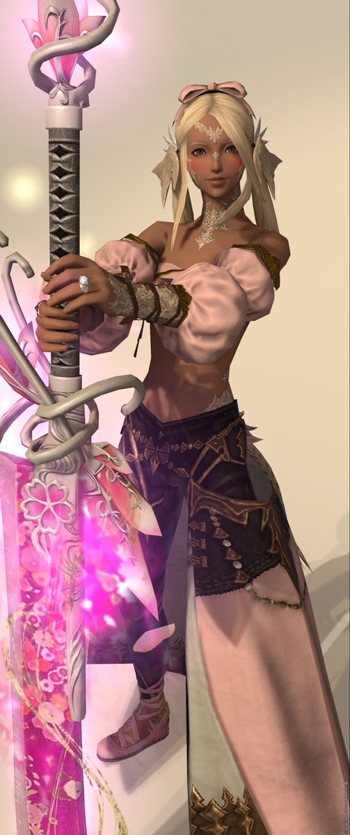 _missyv_'s tweet photo. such a pretty weapon 
#aura #ffxiv https://t.co/YYnFz7rFSO