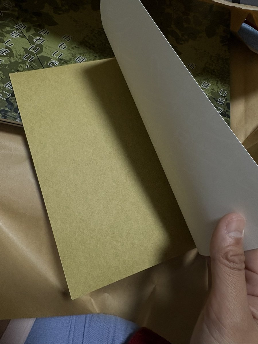 せっぱ@5/6 東１か14a tweet media