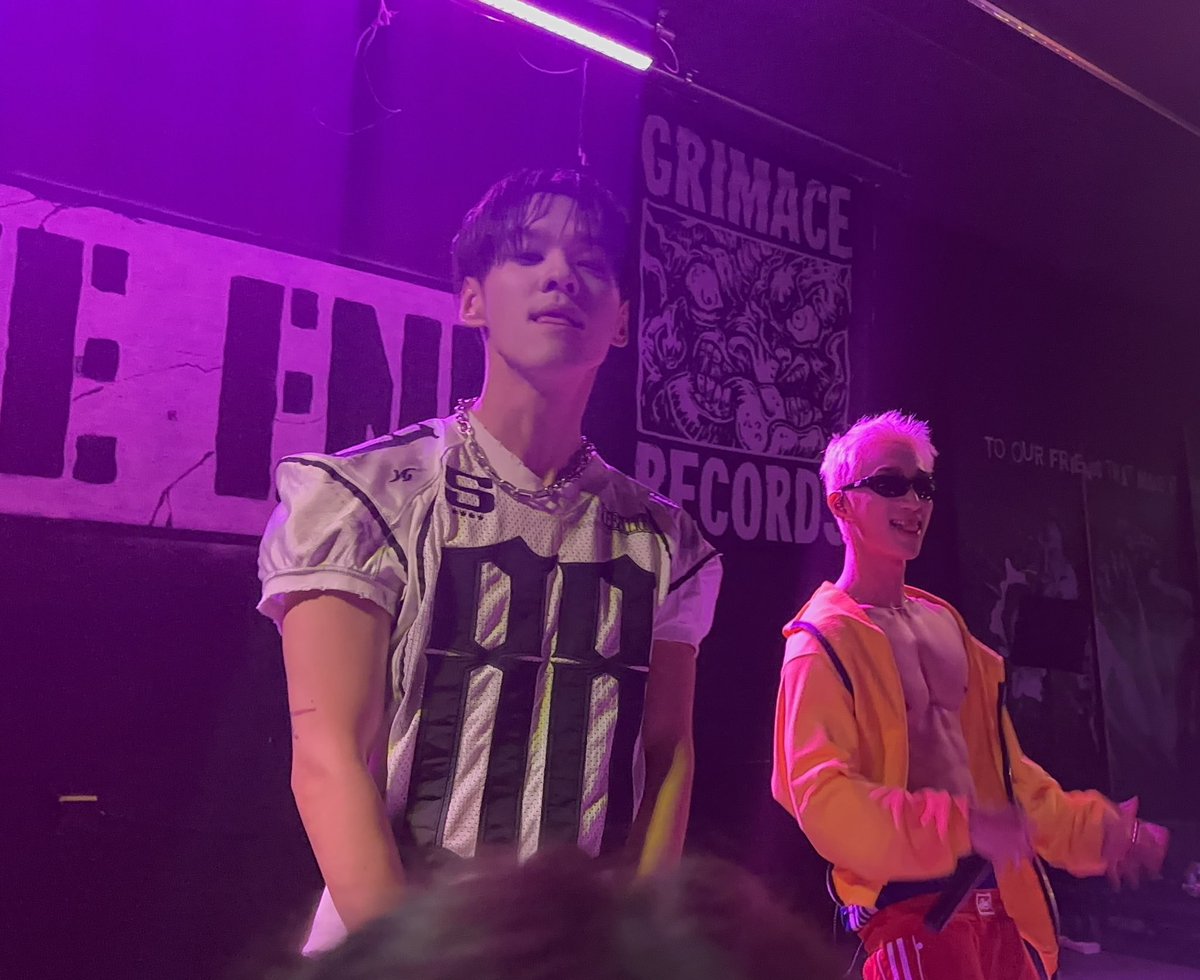 lauren♮ tweet media