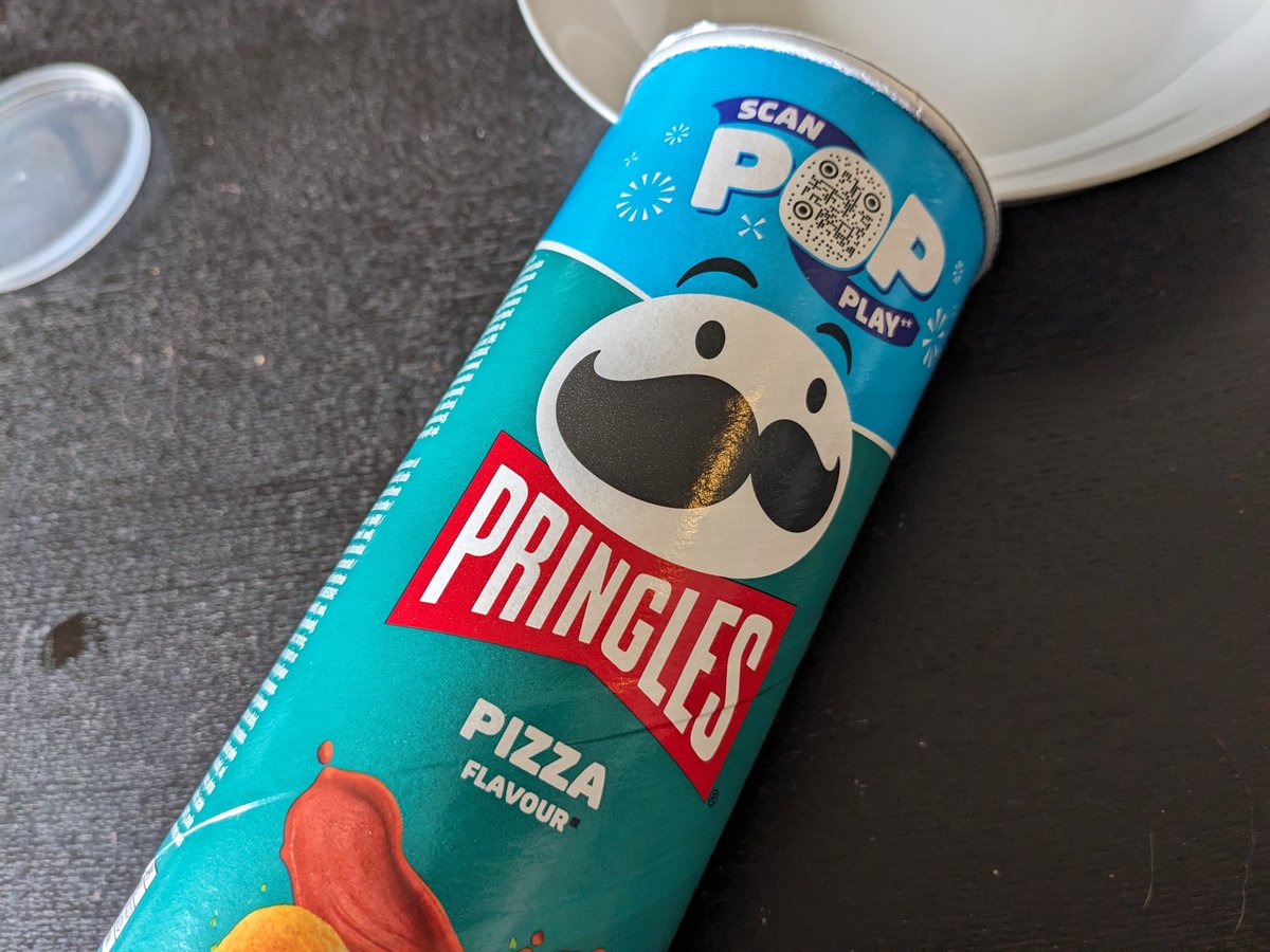 PizzaLoverJP tweet media