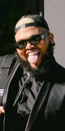 lazu1i00's tweet photo. druski gotta call his uberrr https://t.co/wUYKp5tUAy
