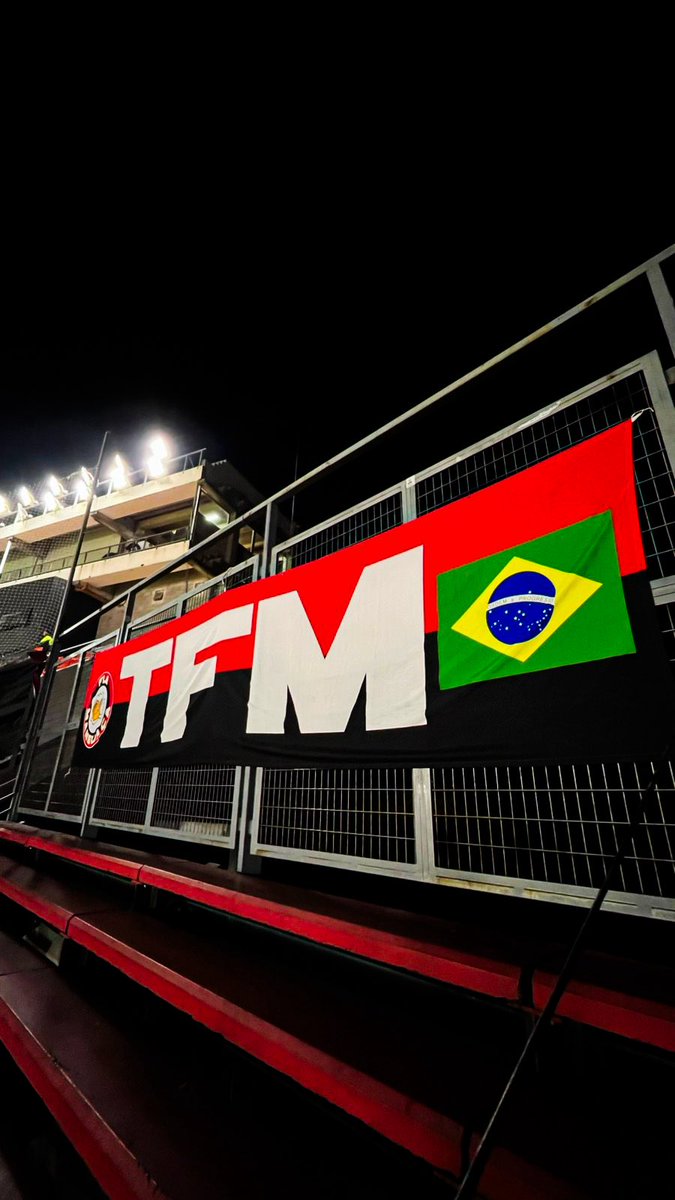 VAMOS, FLAMENGO! 🔴⚫️

Estamos presentes no Estádio Jorge Luis Hirschi em La Plata/ARG para estudiantes vs #Flamengo válido pela 3ª rodada da fase de grupos da #Libertadores

#ClubeDeRegatasDoFlamengo
#FlaManguaça