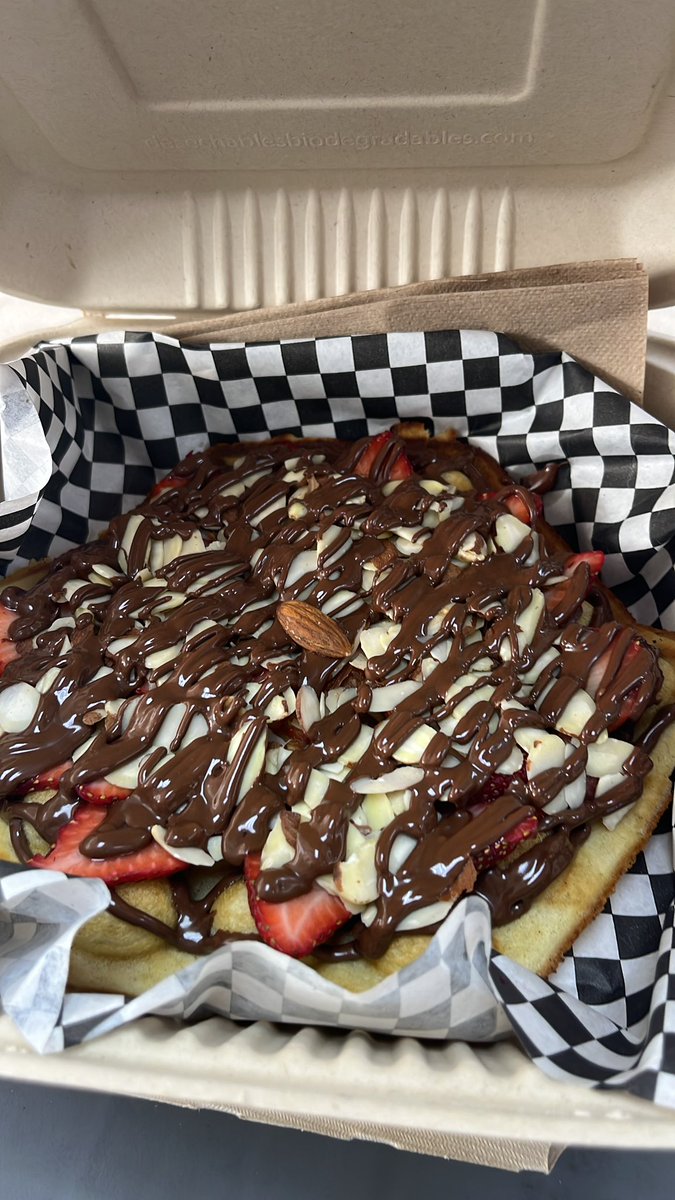 sion le glaseo su donita rosita a yushi tweet media