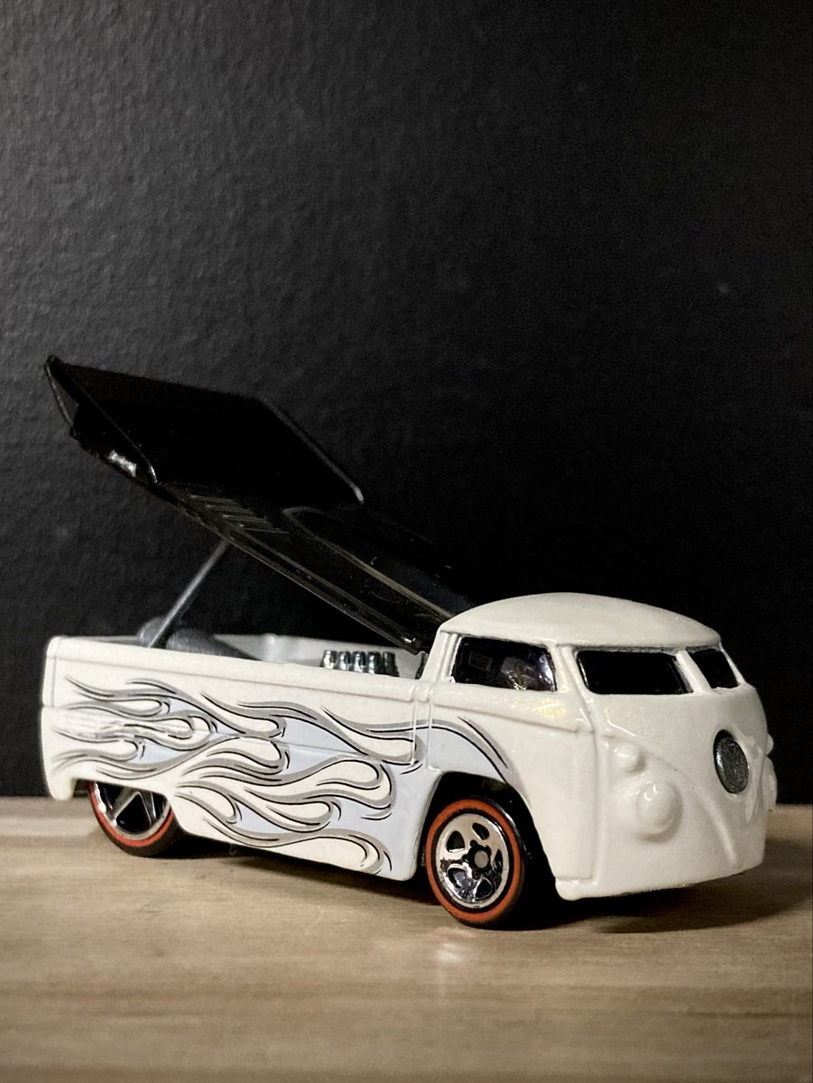 ホットウィール since68 TOP40 VW ドラッグ バス ＃1of40 Volkswagen
