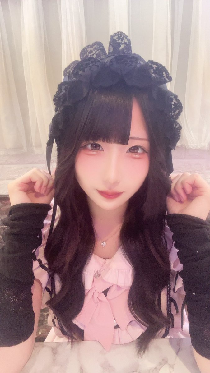 めろ tweet media