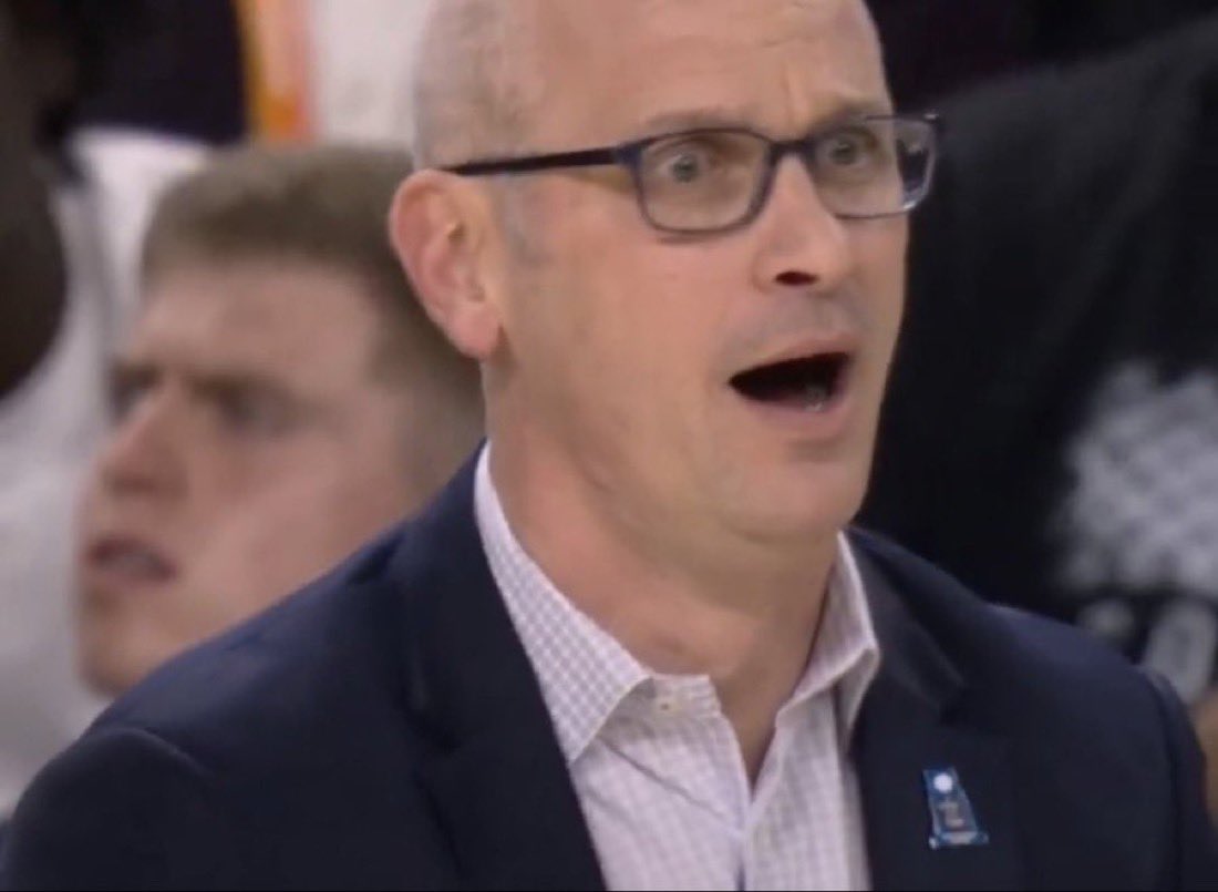 King Simba 👑💍 tweet media