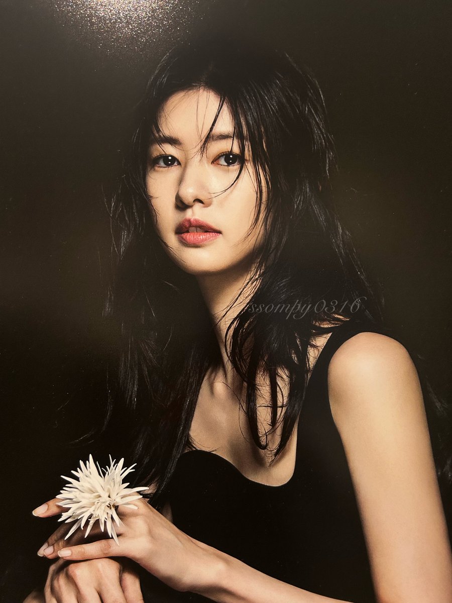 아리 tweet media