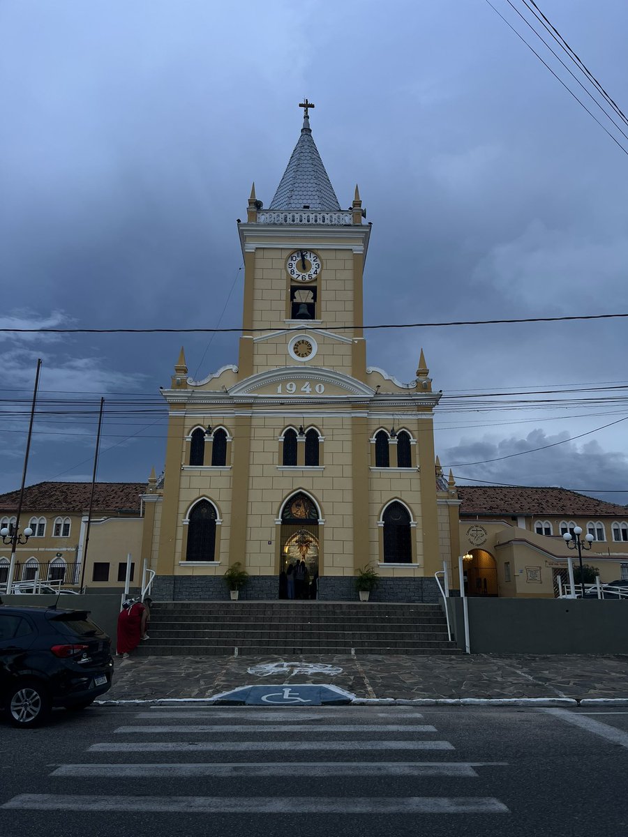 Paróquia de São Sebastião. Sendo meu refúgio semanal há alguns meses.