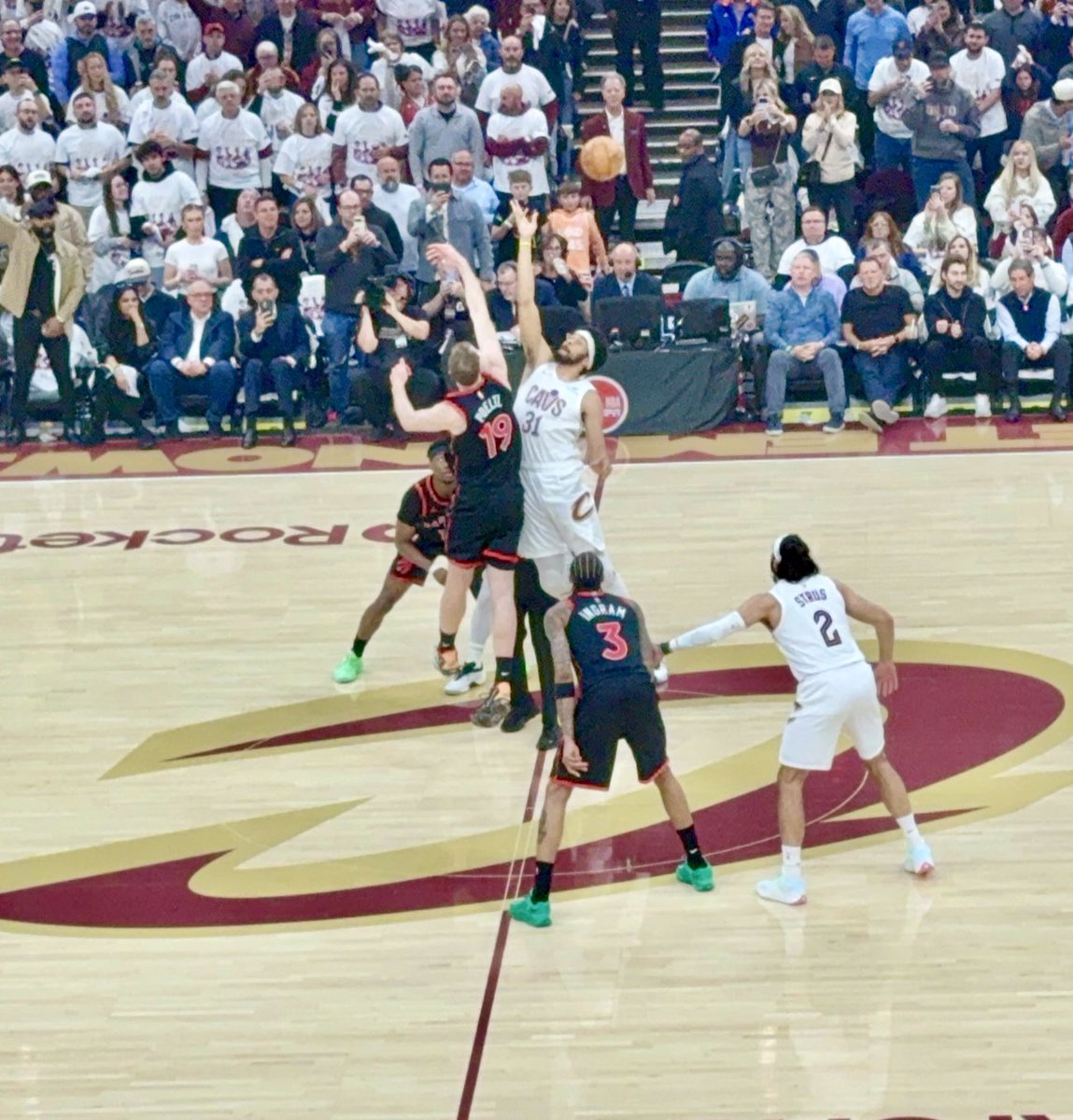 TheKennyRoda's tweet image. An absolutely horrific first half of defense by the @Cavs as they trail the #Raptors 74-67 at the break. Toronto shot 64% from the field and  59% from three-point range. The #Cavs  also turned it over 10 times for 23 Raptors points. #LetEmKnow