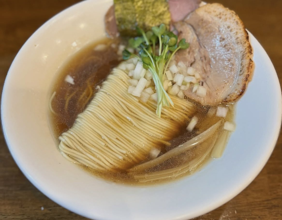 おはようございます♪ 肌寒いですが、ラーメン日和ですね🍜 沢山のご