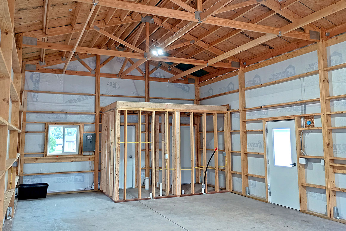 LesterBuildings's tweet photo. Project Spotlight ✨ Imagine your own hobby shop with a widows peak, lean-to porch, and custom weathervane. Interior ready for a bathroom and storage. 

Ready to build? Get a quote 👉 https://t.co/dHApnyfheT

#PoleBarn #HobbyShop https://t.co/MUB8CppRU7