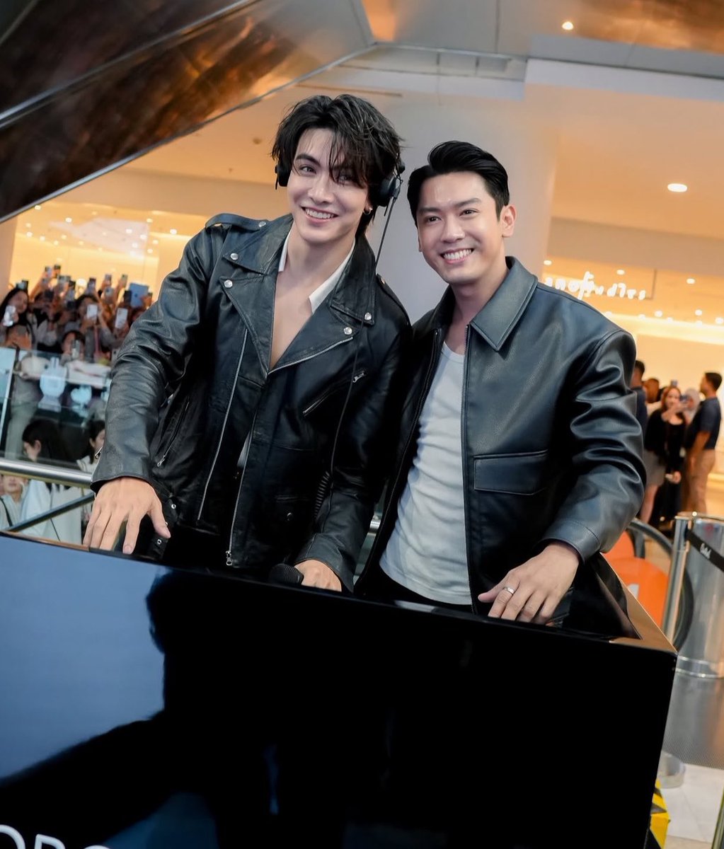 รักค้าบ (มัมหมีน้องจุงคับ) tweet media