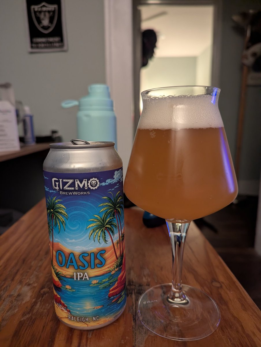 BiggSlimmyG's tweet image. Well I had to make an unplanned trip to Raleigh today so you know I had to make a stop or two 😎. Excellent IPA from @GizmoBrewWorks #JustSayin #BeerLife