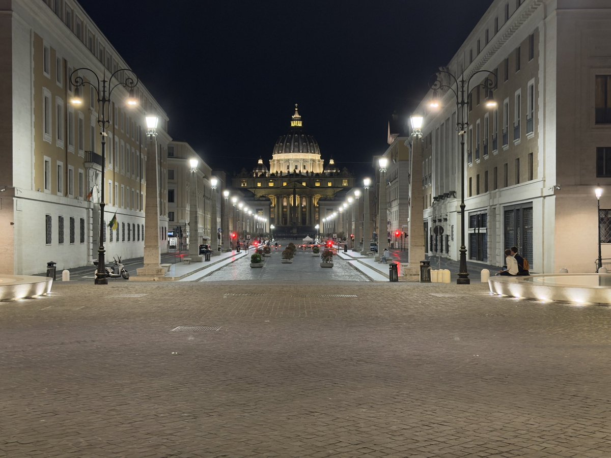 !Saludos desde Roma familia!