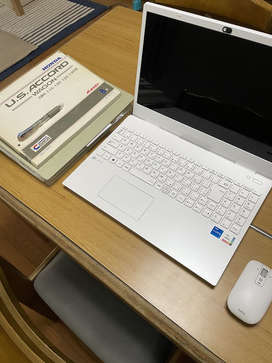 shio.cb9 tweet media