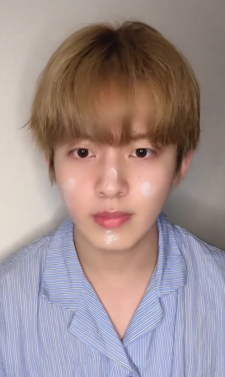 여비들고튀어✨️ tweet media