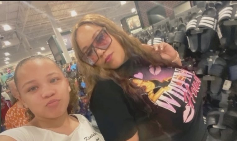 JessBeHappy24's tweet image. She always be like mama look and just like that boom💥☺️ #NoFilter #NoPreparation #WePrettyinPerson
