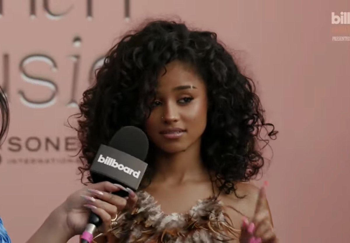 Emilia🔱💓 ↃC tweet media