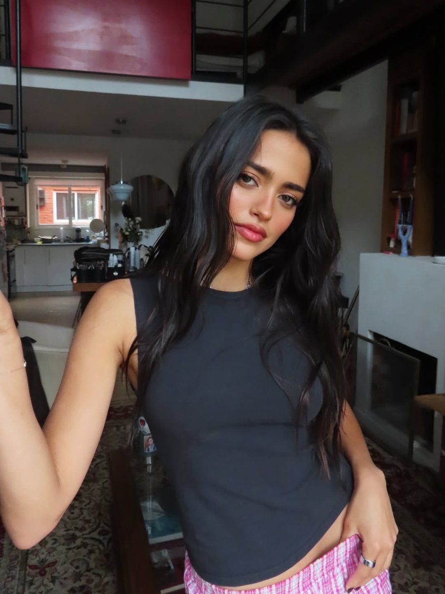 Maia Reficco Updates tweet media