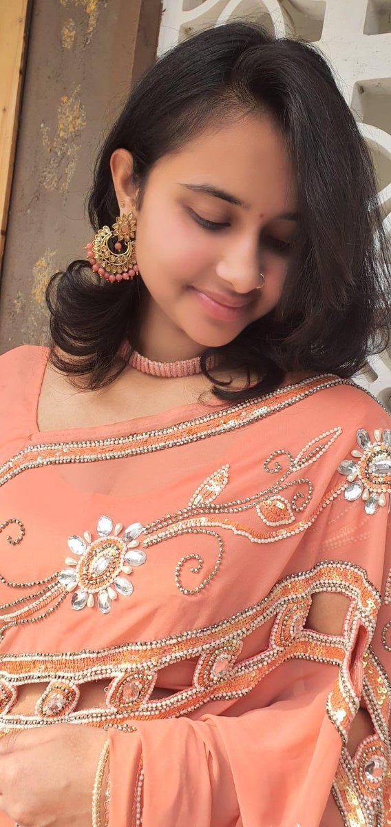 ishowwhat tweet media