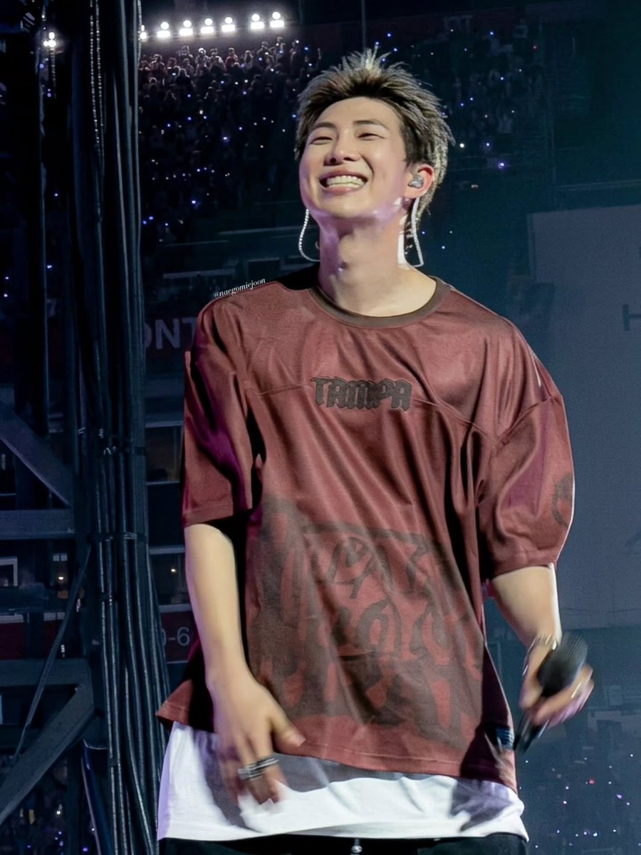 namnamjeans's tweet photo. the best thing is to see his big smile https://t.co/Lk9vqpVXDv