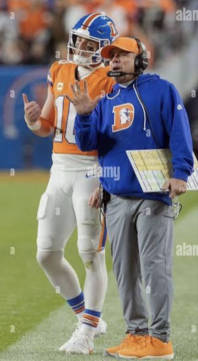 Bo Knows tweet media