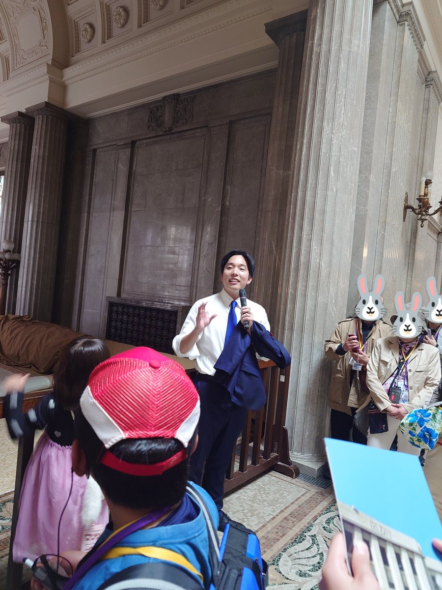 ApzyFp9's tweet photo. 昨日森さんの国会見学参加してきました！森さんトークも沢山聞け、国会議事堂衆院内も色々見学出来て楽しかったです。森さん！お忙しい中開催ありがとうございました！
 #森ようすけ 
 #国民民主党 https://t.co/t7y69Uhhml