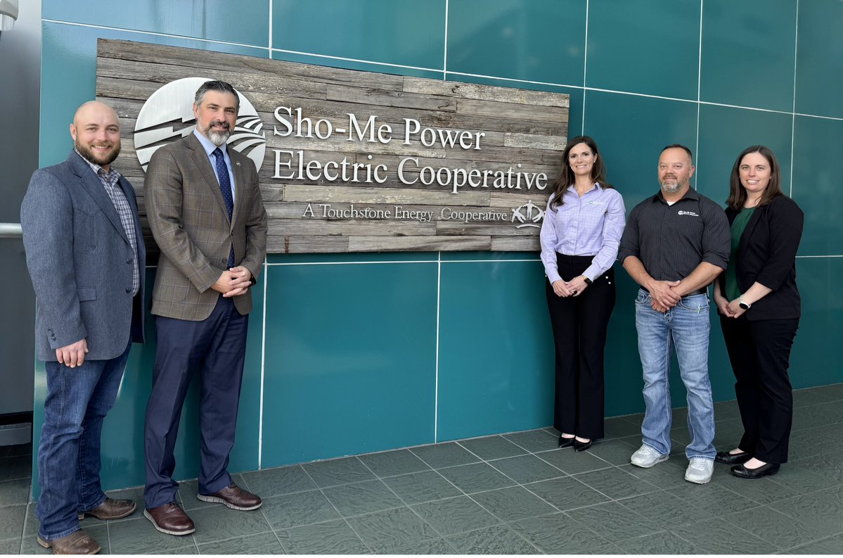 RD_Missouri's tweet image. USDA Rural Utilities Service (RUS) Investing in Missouri
SD Ben Baker applauds Missouri’s electric cooperatives for investing in rural economic growth, serving farmers, ranchers, and local communities.
@MoElectricCoops #RuralMO_Mag #rural