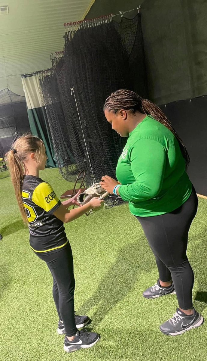ZoeyKelch's tweet image. So proud to receive mail from Marshall University Softball! Every step in this journey is a blessing, and the motivation just keeps growing! #TheHerd #SoftballDreams #NextLevel @HerdZone @HerdSB @AlyHarrell @d1vision_sb @YAthletesF @GGeorgetow12151 @Ohiohawks2k11 @SBRRetweets